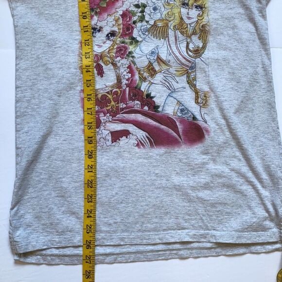 Uniqlo Rose of Versailles Manga Graphic Tee - Picture 8 of 8